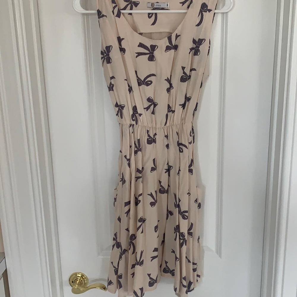 159 MA bow tie dress